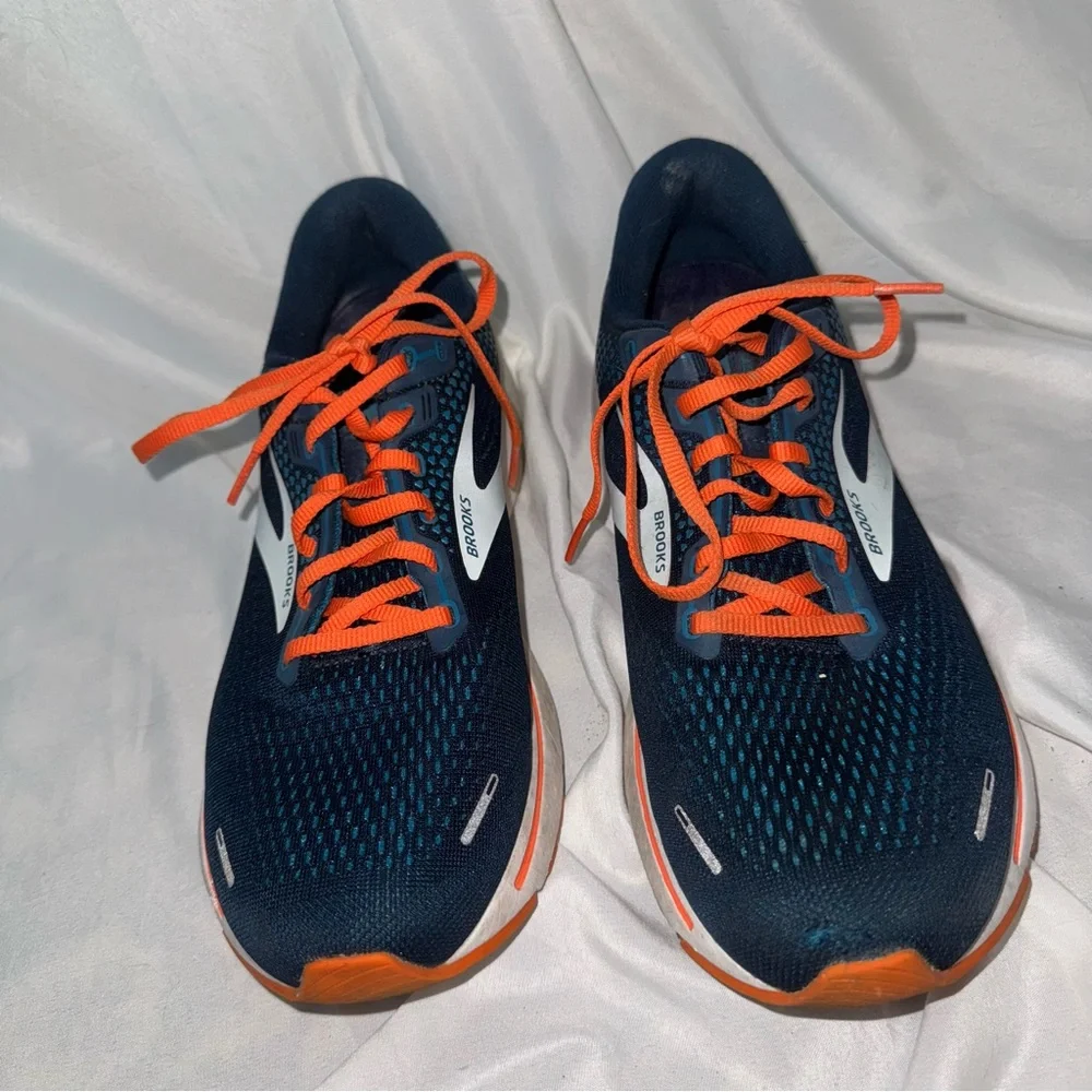 Men’s Brooks Ghost size 11 - Picture 1 of 7
